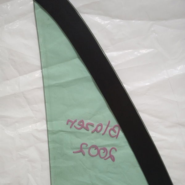 Vidro Fixo Porta Traseira L. Direito Gm Blazer 2002