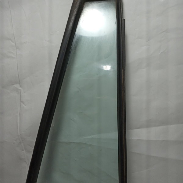 Vidro Fixo Traseiro Direito Vw Gol G3 2002