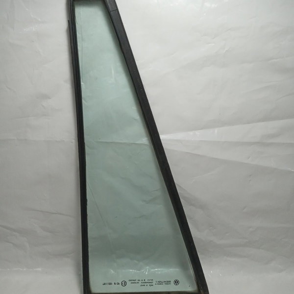 Vidro Fixo Traseiro Direito Vw Gol G3 2002