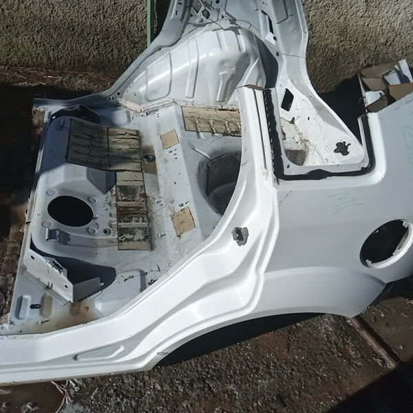 Traseira Baixa Ford Fiesta 2013 Hatch Branco