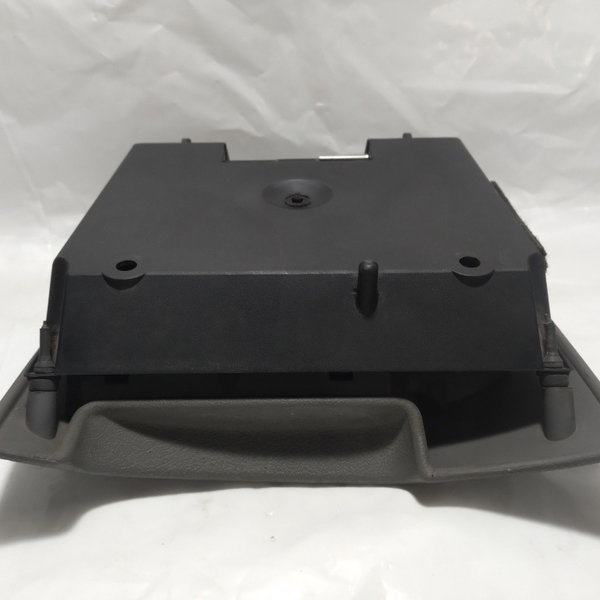 Cinzeiro Ford Ka 2002