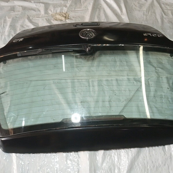 Capo Traseiro Com Vidro Vigia Vw Golf 2004 Sapão  Preto