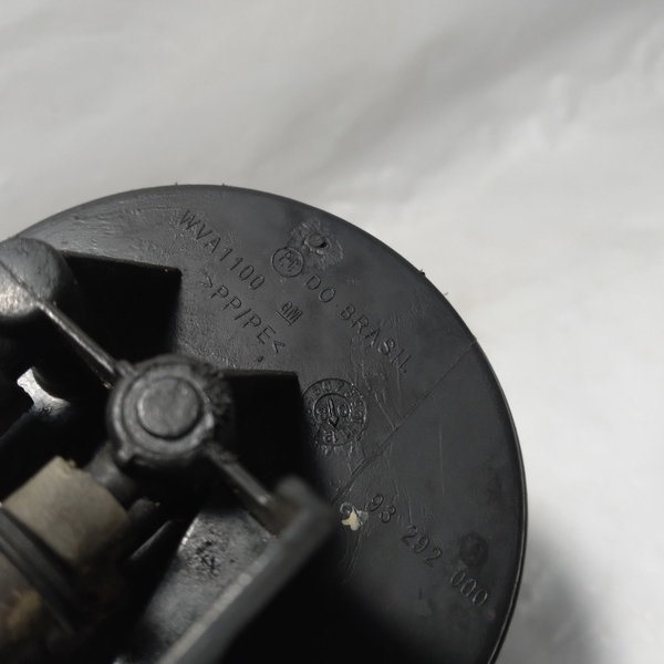 Canister Gm Corsa Montana 2009