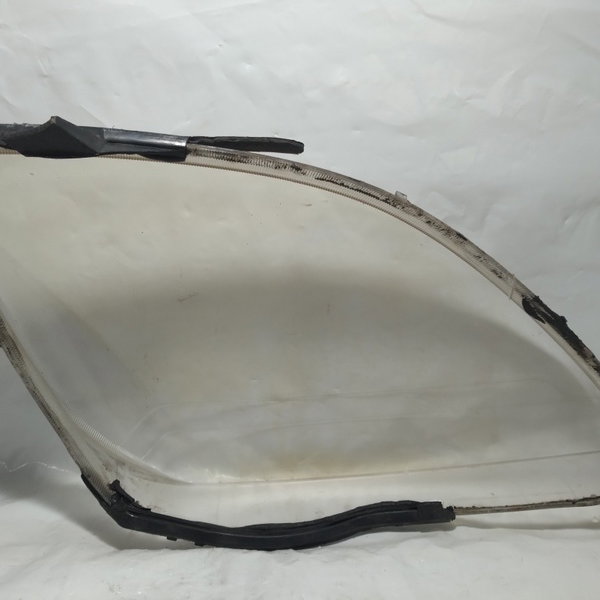 Lente Do Farol Lado Esquerdo Ford Fiesta