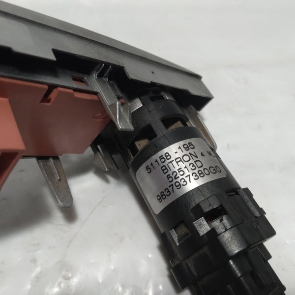 Moldura Botão Trava Vidro Sensor Temperatura Citroen C3 2010