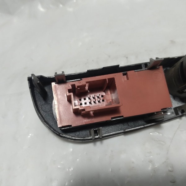 Moldura Botão Trava Vidro Sensor Temperatura Citroen C3 2010