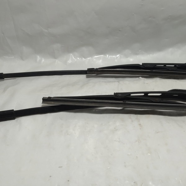 Braço Haste Limpador Parabrisa Gm Corsa Montana 2009 Par Direito