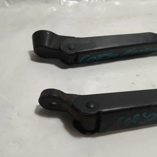 Braço Haste Limpador Parabrisa Gm Corsa Montana 2009 Par Direito