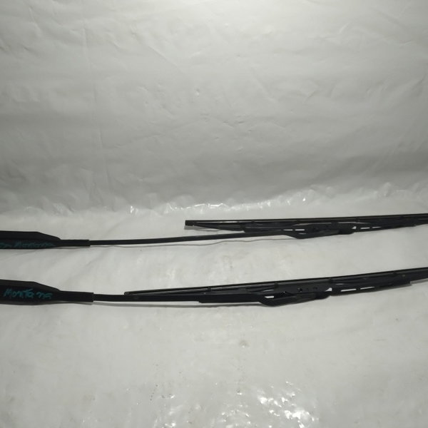 Braço Haste Limpador Parabrisa Gm Corsa Montana 2009 Par Direito