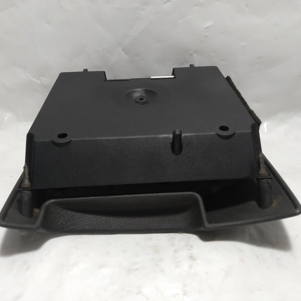 Cinzeiro Ford Ka 2005