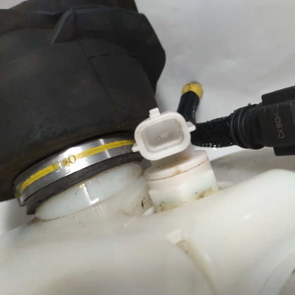 Reservatório Gasolina Partida Fria Renault Logan Sandero