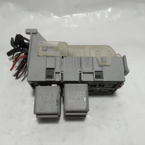 Caixa De Fusível Gm Meriva 2006