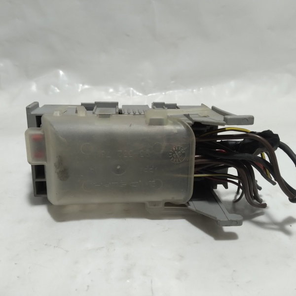 Caixa De Fusível Gm Meriva 2006