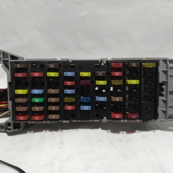 Caixa De Fusível Interna Gm Meriva 2006