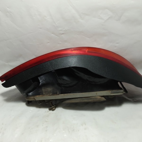 Lanterna Traseira Esquerda Gm Celta 2003