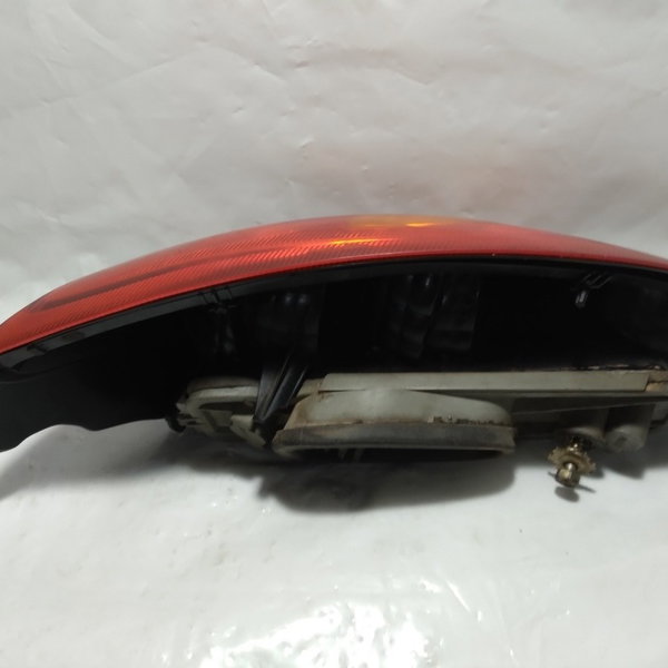 Lanterna Traseira Esquerda Gm Celta 2003
