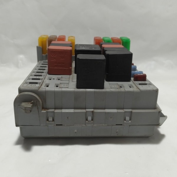 Caixa De Fusível Fiat Punto 2009