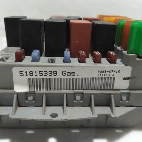 Caixa De Fusível Fiat Punto 2009