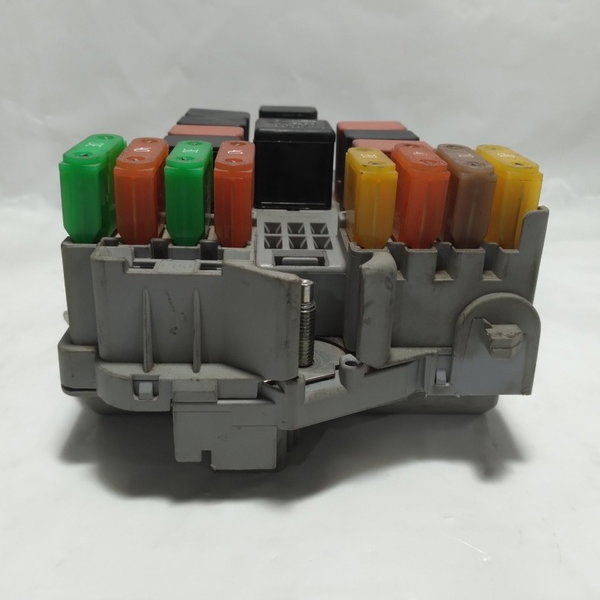 Caixa De Fusível Fiat Punto 2009