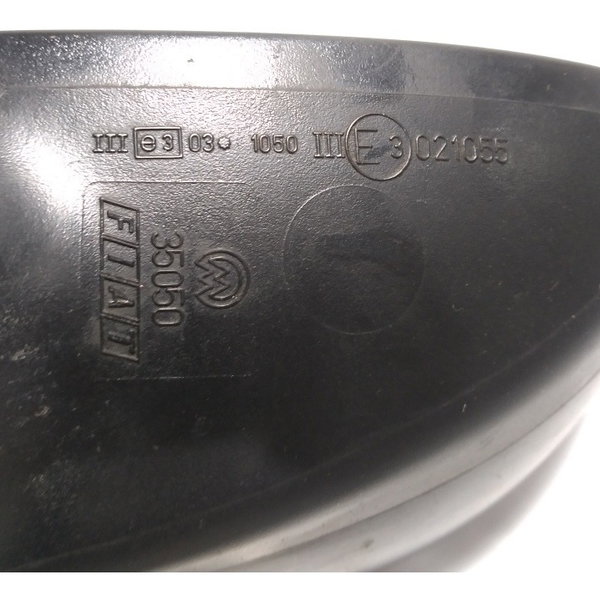 Retrovisor Manual Lado Direito Fiat Punto 2009