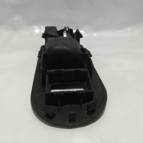 Maçaneta Interna Dianteira Direita Vw Golf 2002 Dianteira