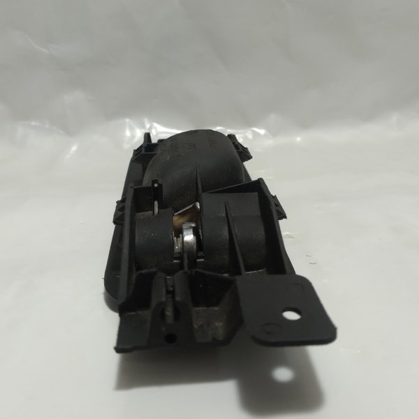 Maçaneta Interna Dianteira Direita Vw Golf 2002 Dianteira