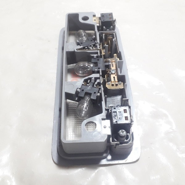 Luz De Teto Dianteira Mitsubishi Pajero Tr4 2010