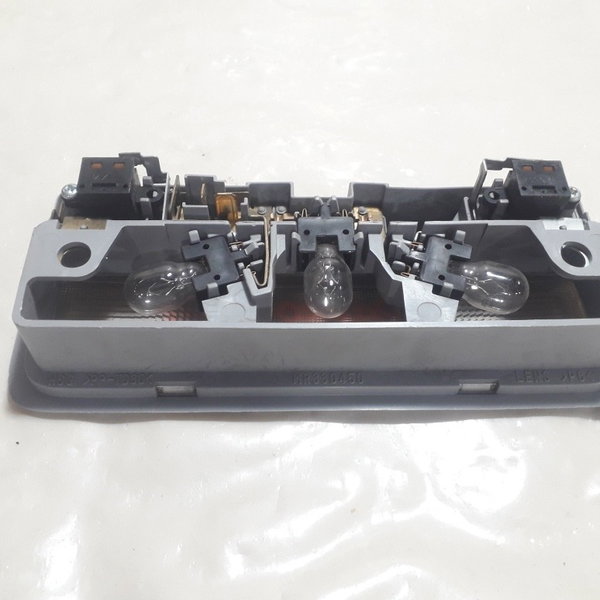 Luz De Teto Dianteira Mitsubishi Pajero Tr4 2010