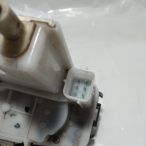 Fechadura Porta Diant. Esquerda Fiat Palio Attractive 2011