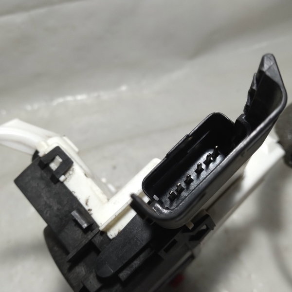 Fechadura Traseira Direita Peugeot 308 2014