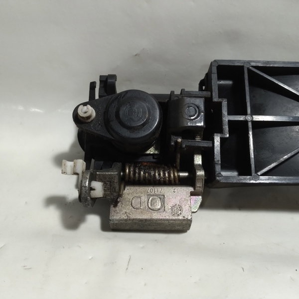 Maçaneta Externa Diant. Direita Fiat Palio Attractive 2011 Preto