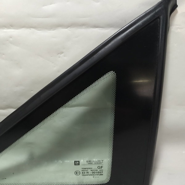 Vidro Fixo Traseiro Direito Gm Omega 1996