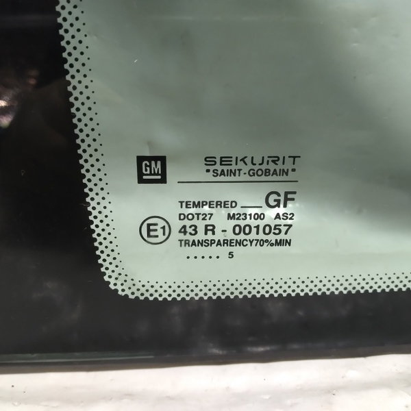 Vidro Fixo Traseiro Esquerdo Gm Omega 1996