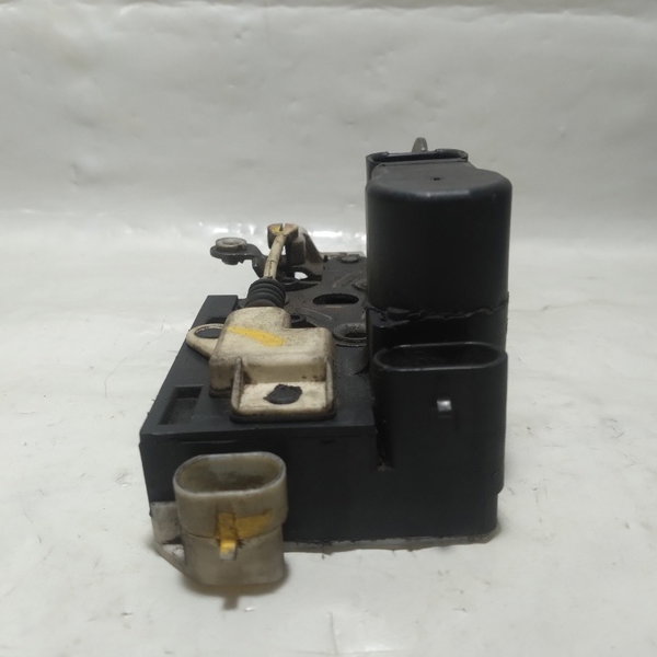 Fechadura Porta Dianteira Esquerda Gm Blazer 2002