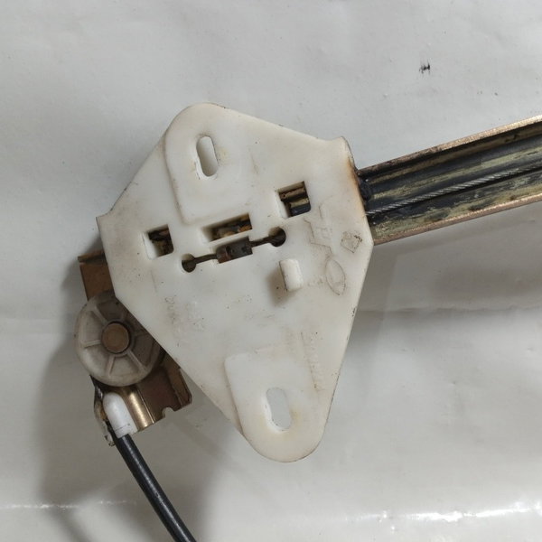 Máquina Vidro Manual Traseira Esquerda Renault Megane 1999