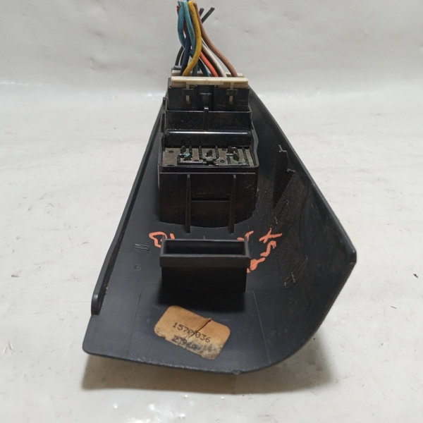 Botão Comando Vidro Elétrico Diant. Direito Gm Blazer 1997