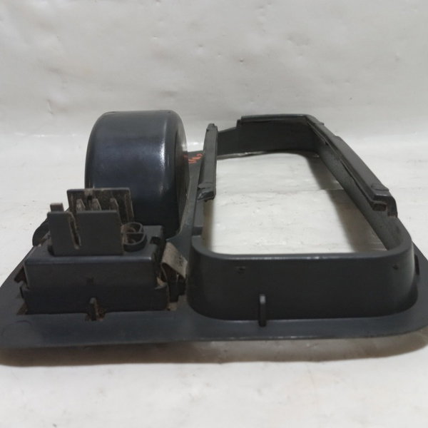 Moldura Maçaneta Botão Vidro Diant. Direita Gm Blazer 2002