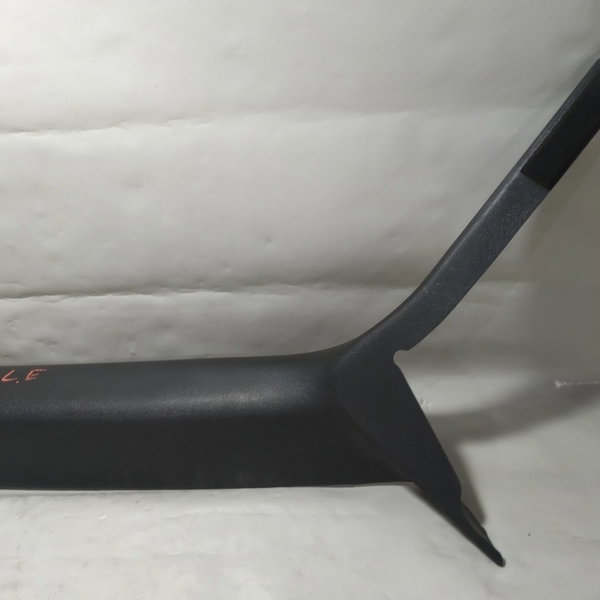 Acabamento Coluna Parabrisa Diant. Direita Gm Blazer 1997