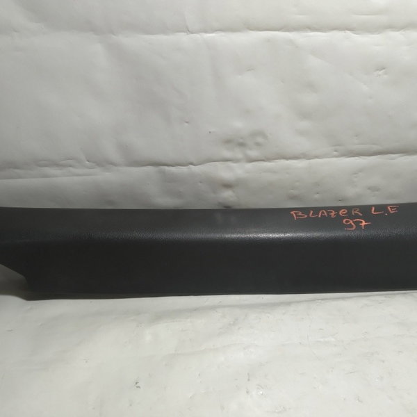 Acabamento Coluna Parabrisa Diant. Direita Gm Blazer 1997