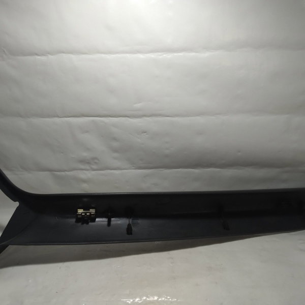 Acabamento Coluna Parabrisa Diant. Direita Gm Blazer 1997