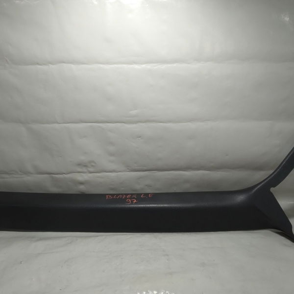 Acabamento Coluna Parabrisa Diant. Direita Gm Blazer 1997