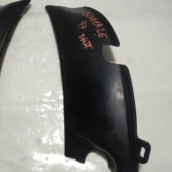 Moldura Acabamento Churrasqueira Gm Blazer 1997 Par