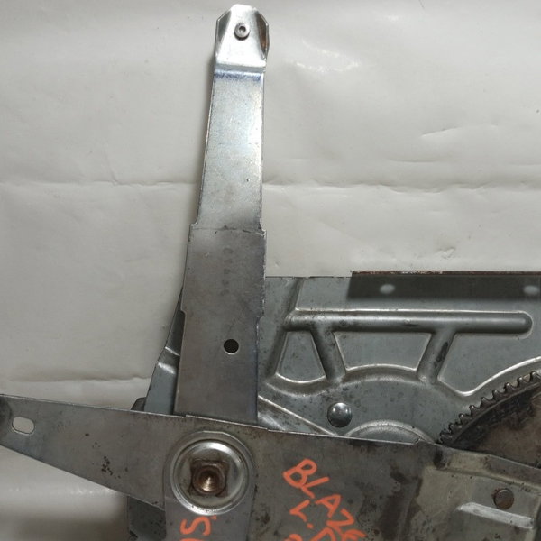 Máquina Vidro Elétrico Traseiro Direito Gm Blazer 2002