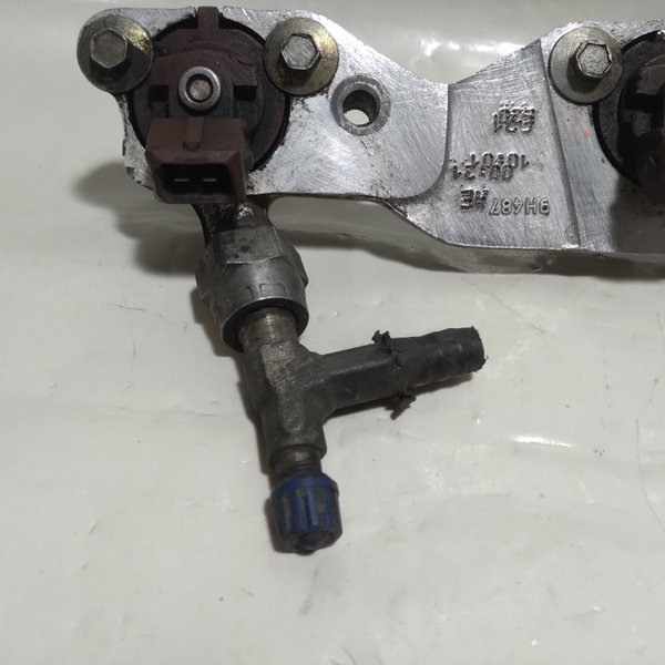 Flauta E Bico Injeção Ford Escort 1.8 16v 1998