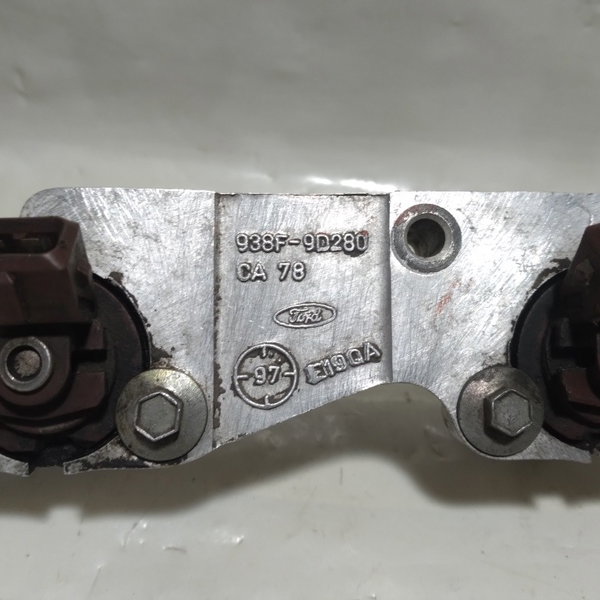 Flauta E Bico Injeção Ford Escort 1.8 16v 1998