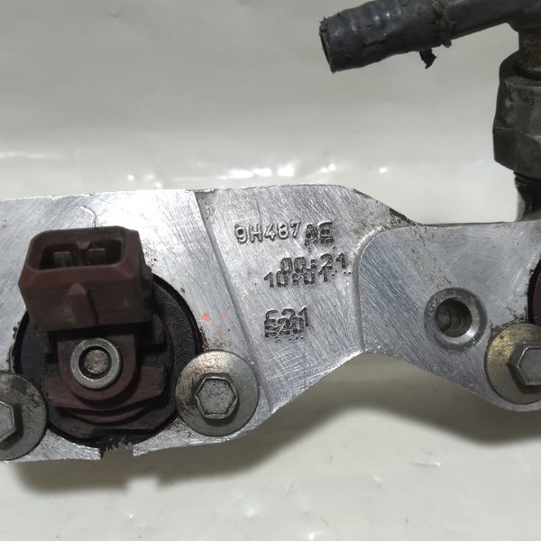 Flauta E Bico Injeção Ford Escort 1.8 16v 1998