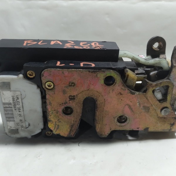 Fechadura Porta Dianteira Direita Gm Blazer 2002