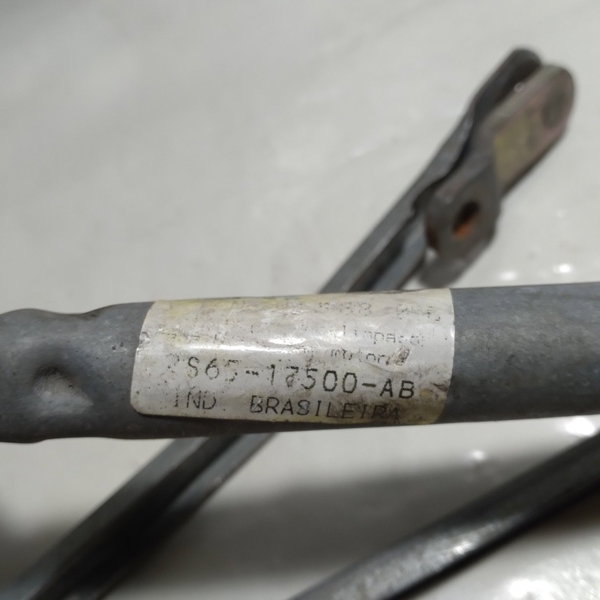 Galhada Limpador Parabrisa Ford Fiesta 2005