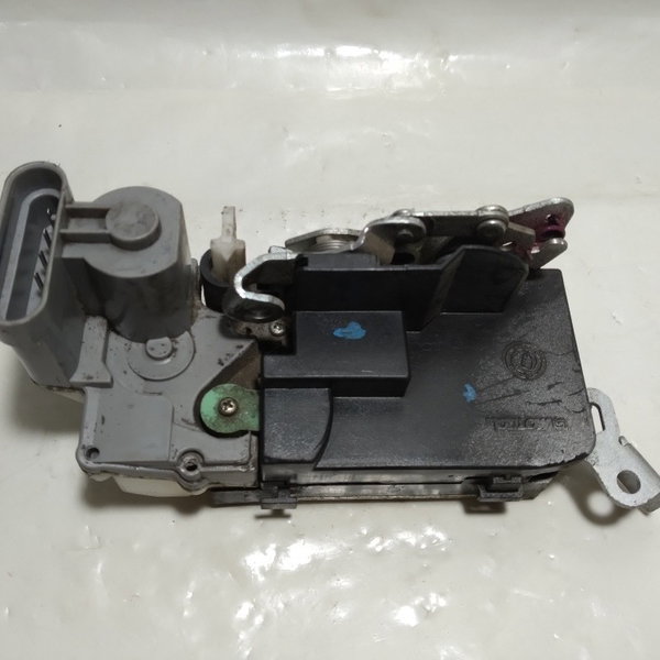 Fechadura Porta Traseira Esquerda Fiat Palio Sapão 2008