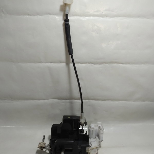 Fechadura Porta Dianteira Direita Fiat Palio Sapão 2008